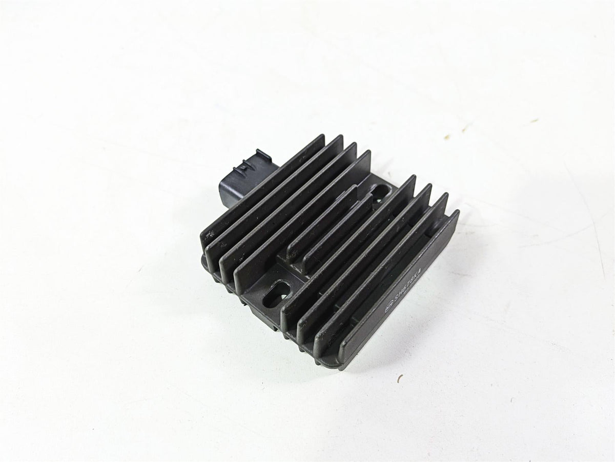 2012 Mv Agusta F4 RR Rectifier Voltage Regulator SH678KA 8000B3206 {{ shop.shopifyCountryName }} - Mototech271