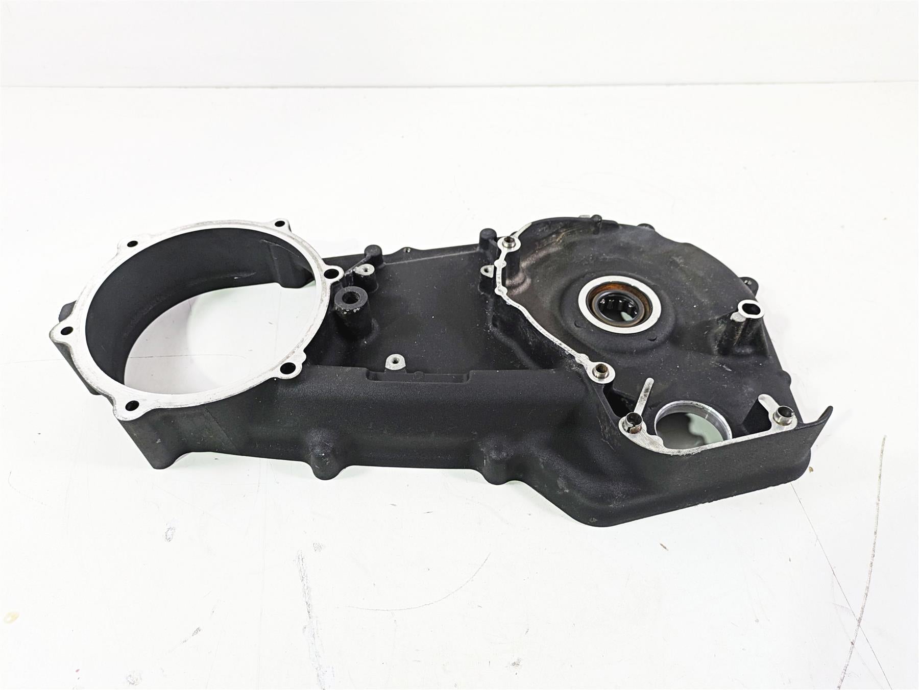 2017 Harley FLS Softail Slim Inner Primary Drive Clutch Cover 60681-06C {{ shop.shopifyCountryName }} - Mototech271
