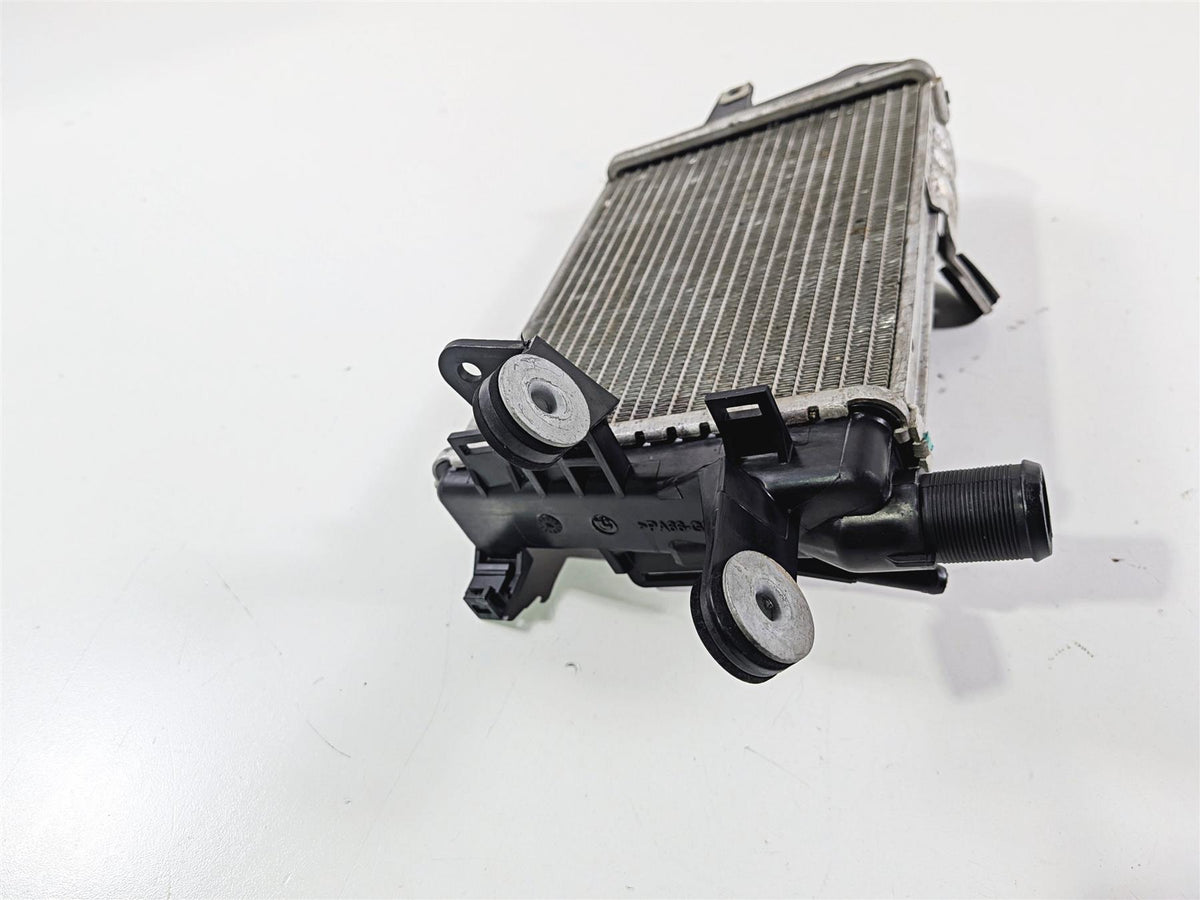 2016 BMW R1200RT RT RTW K52 Left Coolant Radiator - No leaks 17118546408 {{ shop.shopifyCountryName }} - Mototech271