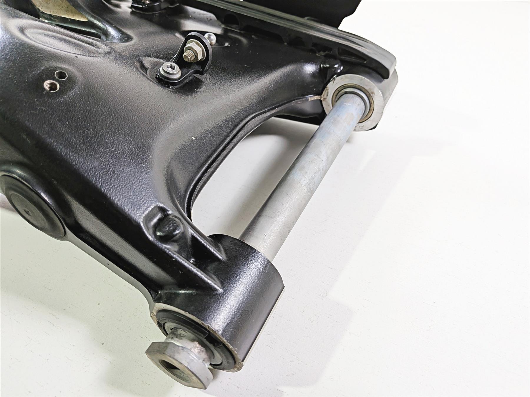 2023 BMW F850GS K81 Rear Swingarm Swing Arm & Axle 33358389082 33358389080 {{ shop.shopifyCountryName }} - Mototech271