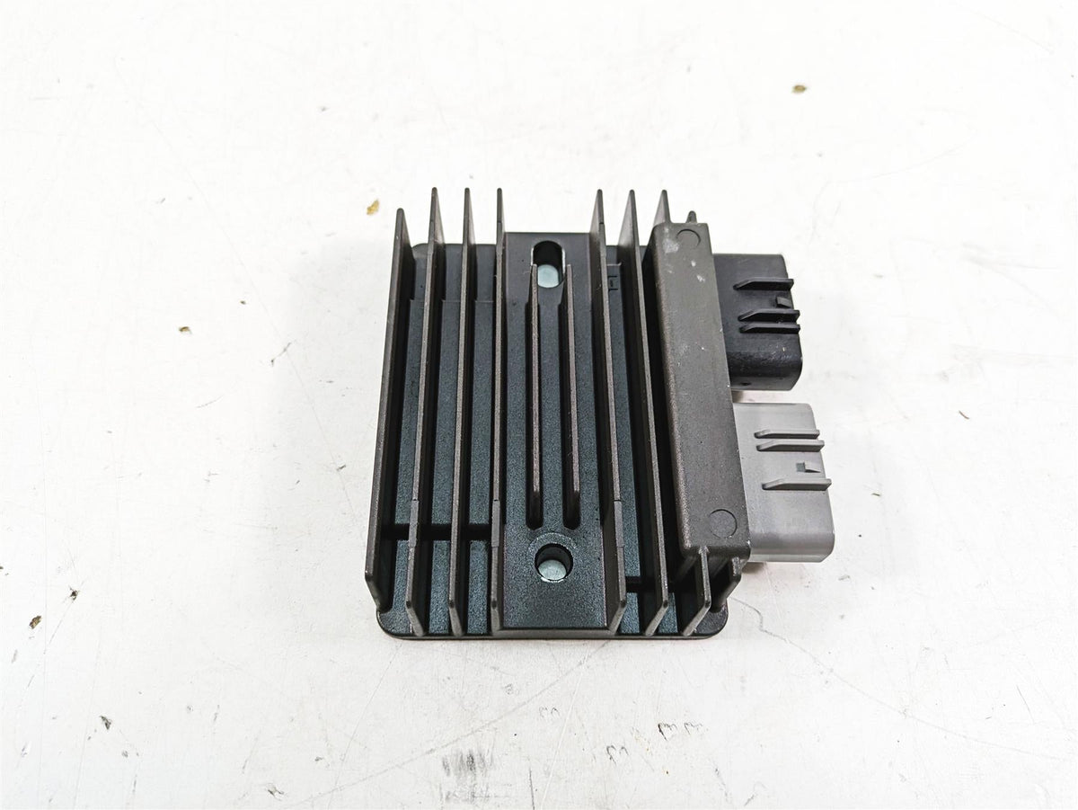 2018 Kawasaki ZX1002 Ninja H2 SX Rectifier Voltage Regulator SH866BA 21066-0745 {{ shop.shopifyCountryName }} - Mototech271