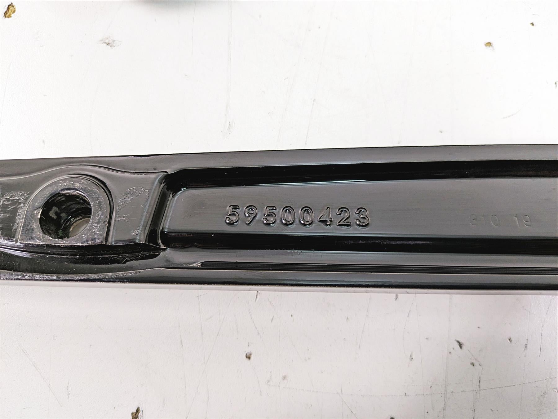 2020 Harley Softail FXBB Street Bob Rear Fender Braces Struts 59500422 59500423 {{ shop.shopifyCountryName }} - Mototech271