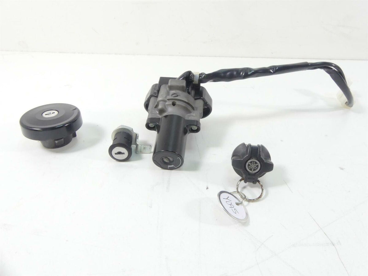 2020 Yamaha VMX17 1700 Ignition Switch Key Lock Tank Cap Set 2S3-82501-30-00 {{ shop.shopifyCountryName }} - Mototech271