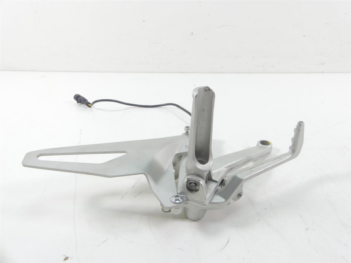 2018 Ducati Panigale 1100 V4 S Right Footpeg & Brake Pedal 82413471BA 45710991BA {{ shop.shopifyCountryName }} - Mototech271