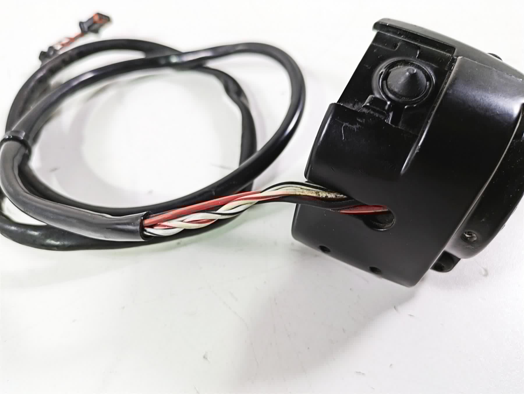 2012 Harley FLD Dyna Switchback Left Hand Control Switch 72949-12 {{ shop.shopifyCountryName }} - Mototech271