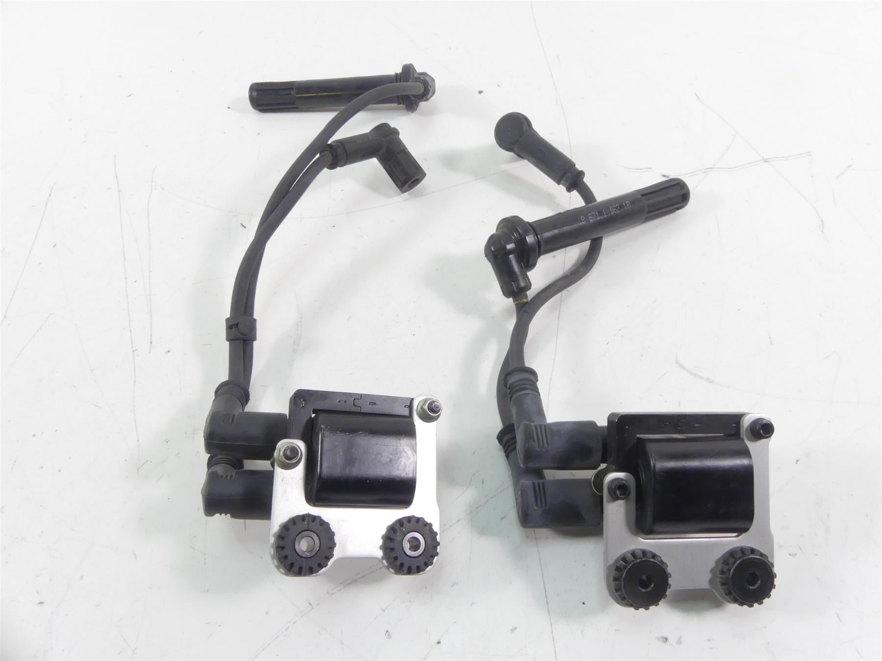 2015 Ducati Diavel Carbon Red Beru Ignition Coils Coil Set 38040101C {{ shop.shopifyCountryName }} - Mototech271