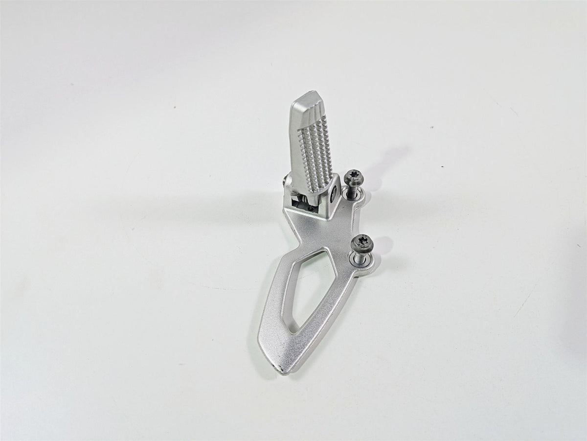 2022 BMW RnineT Pure K22 Left Footpeg Foot Peg Rest 46719457881 {{ shop.shopifyCountryName }} - Mototech271