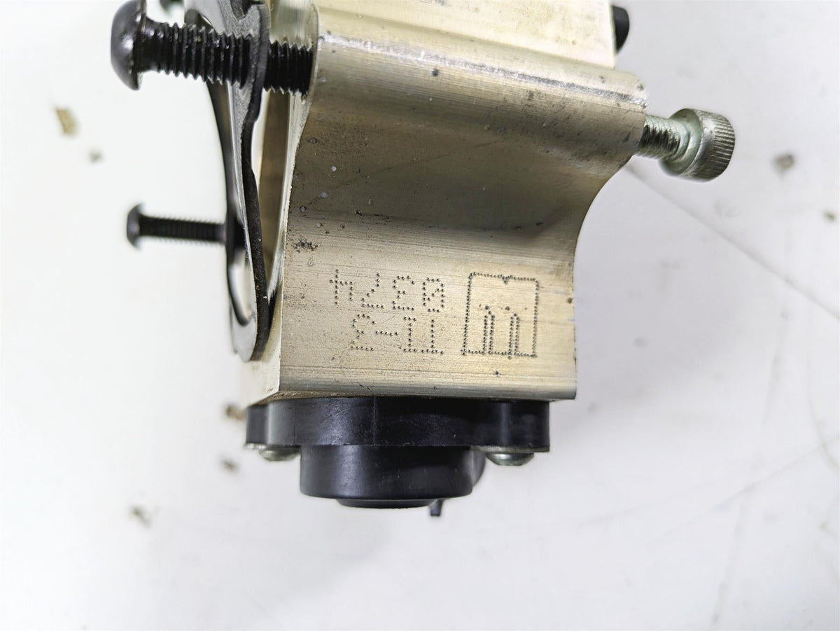 2004 Victory Kingpin Throttle Body Fuel Injection 1253363 {{ shop.shopifyCountryName }} - Mototech271