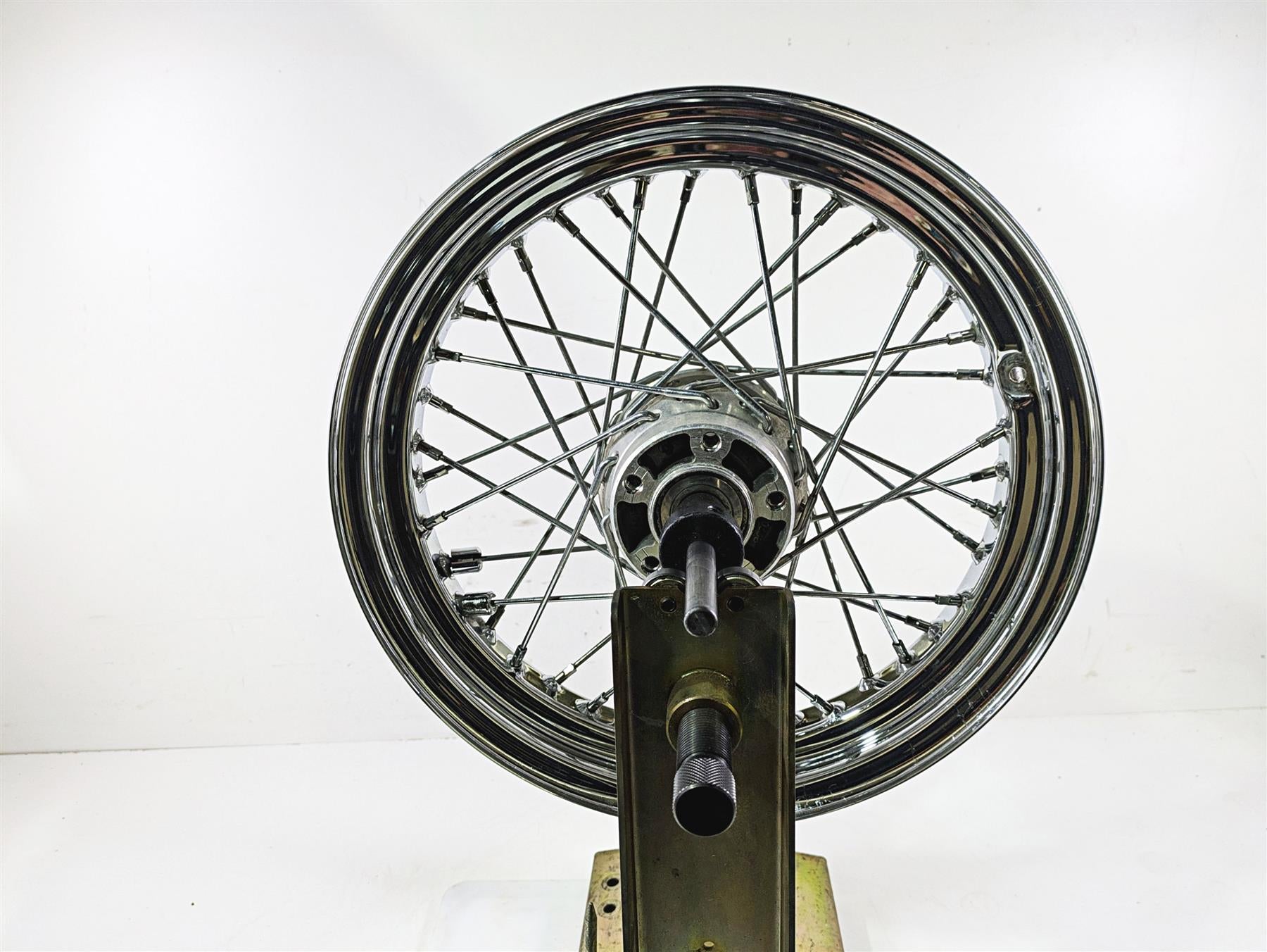 2020 Harley Softail FXST Standard 16x3 Rear Wheel Rim Spoke 40700-08A {{ shop.shopifyCountryName }} - Mototech271
