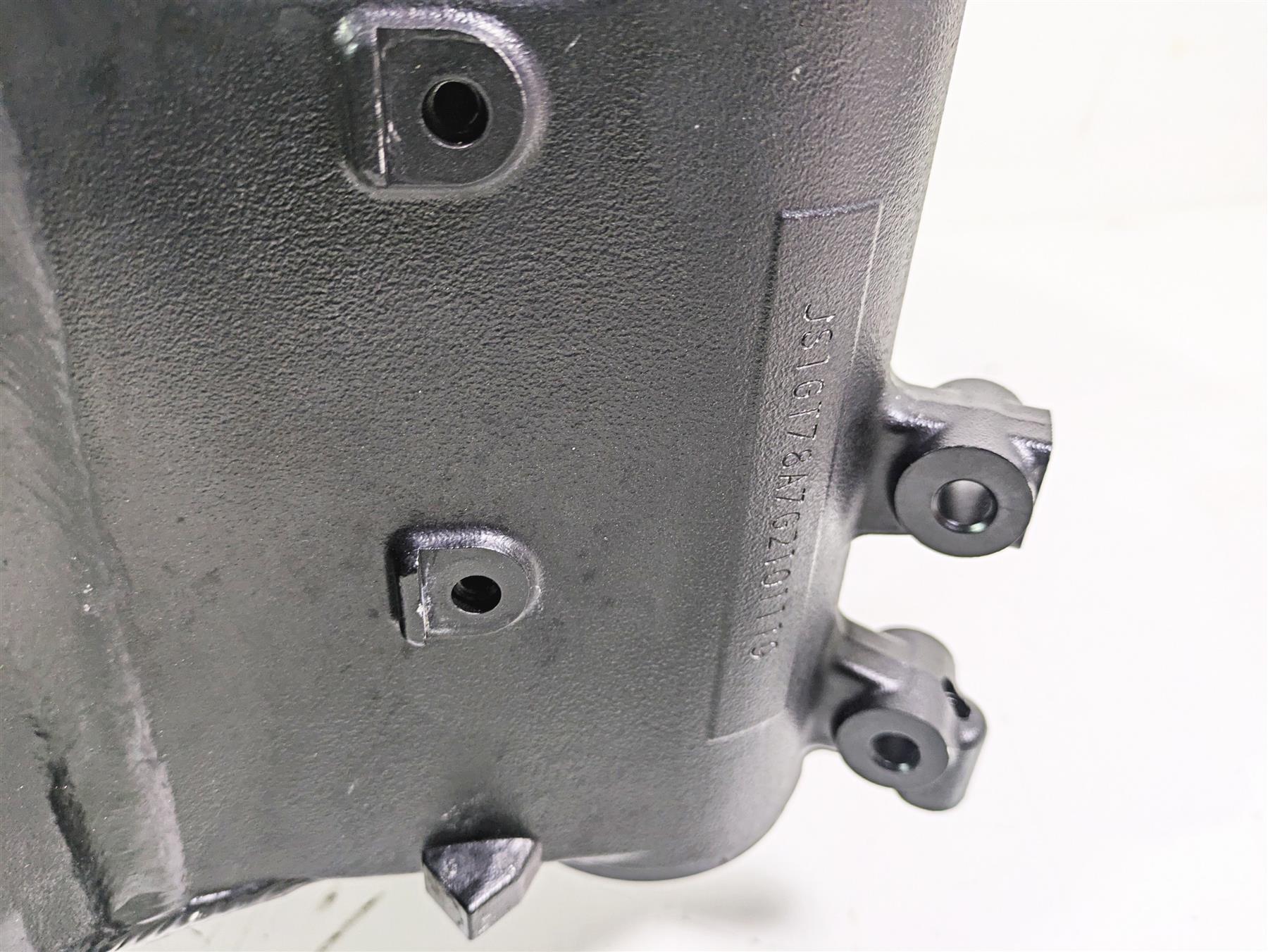 2016 Suzuki GSXR1000 Straight Main Frame Chassis With Mississippi Salvage Title 41100-47H21-YAP {{ shop.shopifyCountryName }} - Mototech271