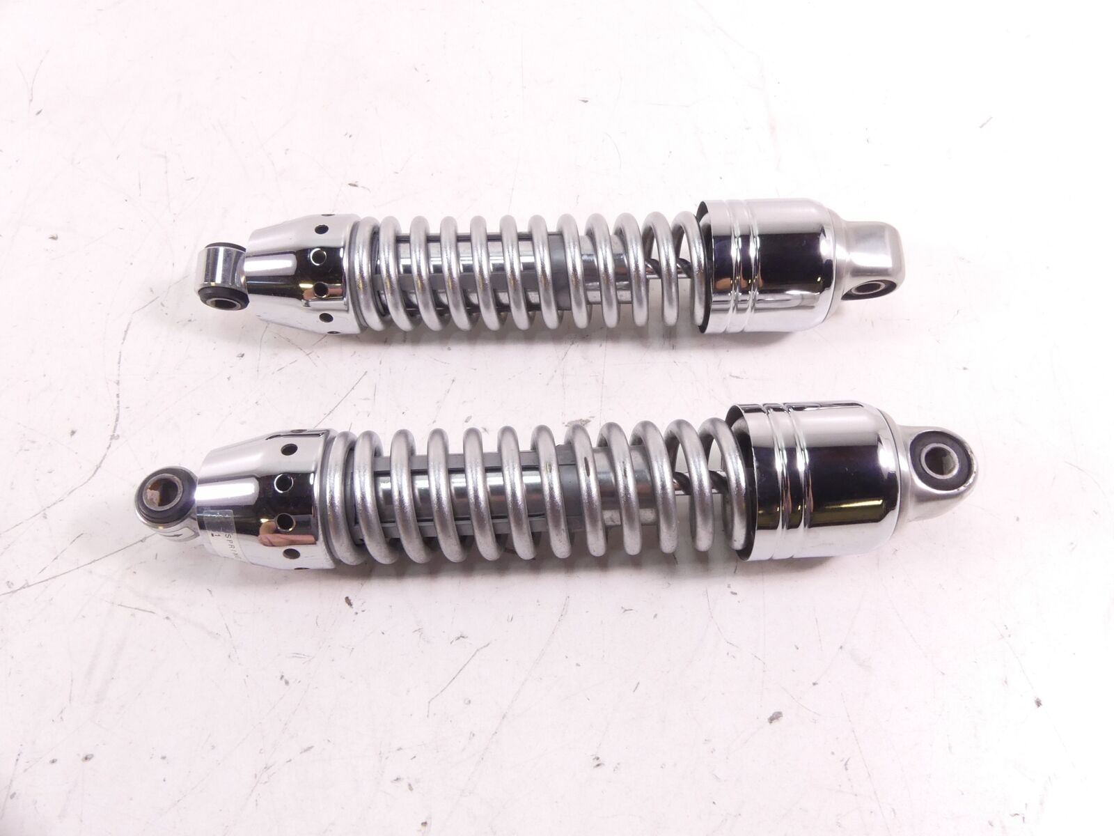 2009 Harley VRSCAW V-Rod Straight Rear Shock Damper Set 13 1/2" 54582-07 {{ shop.shopifyCountryName }} - Mototech271