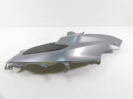 2014 BMW R1200GS K50 Left Side Fuel Gas Tank Fairing Cover 46638533679 {{ shop.shopifyCountryName }} - Mototech271