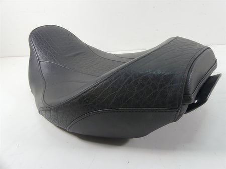 2010 Harley Touring FLHX Street Glide Elephant Skin Solo CVO Seat 52000052 {{ shop.shopifyCountryName }} - Mototech271