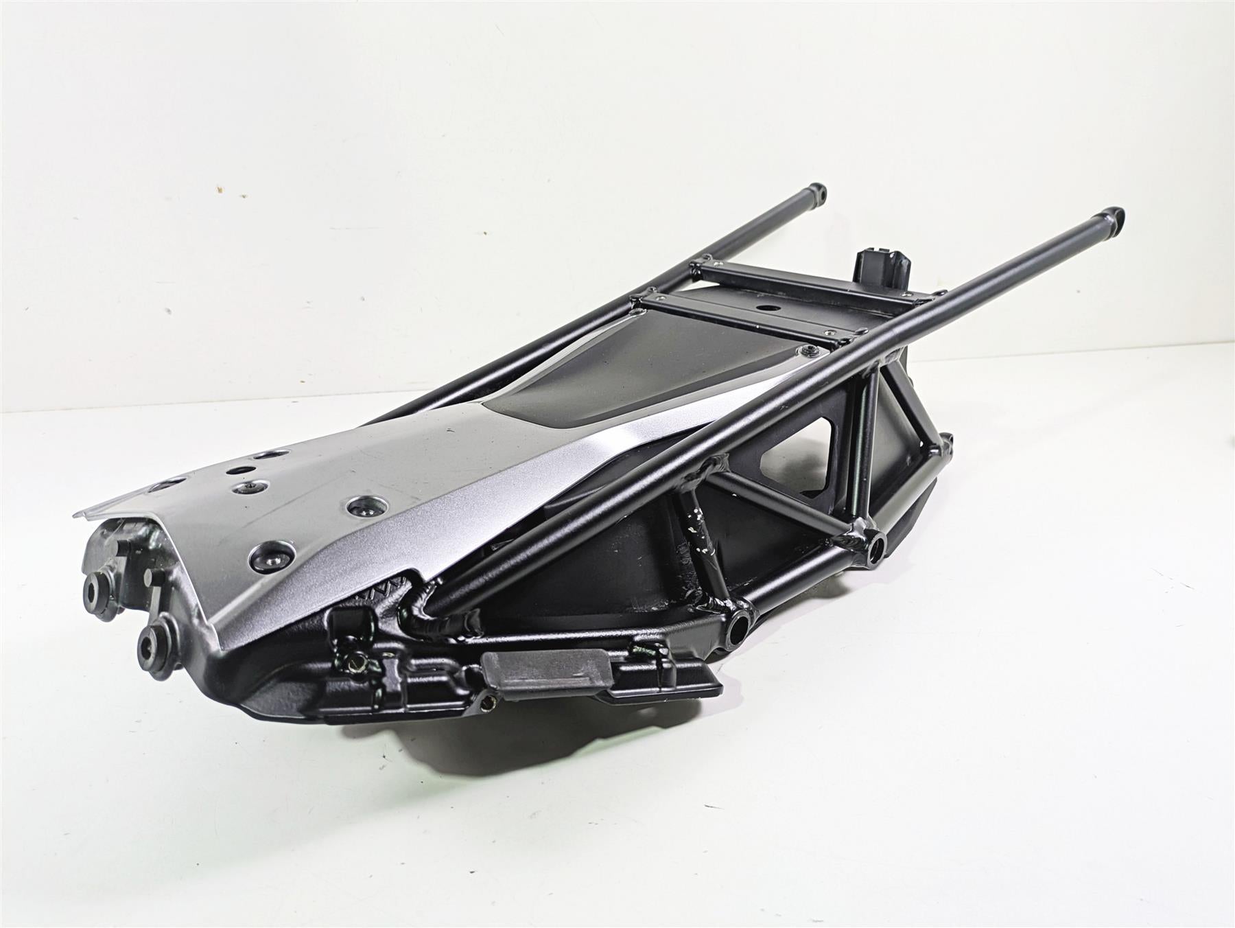 2017 KTM 1290 Super Duke GT Subframe & Inner Fender 6140300210033 {{ shop.shopifyCountryName }} - Mototech271