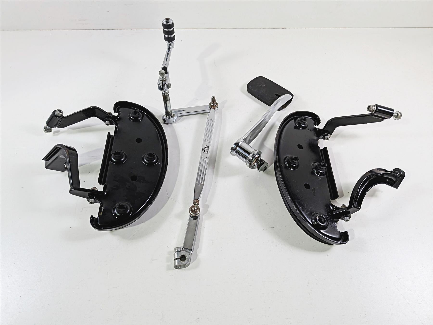 2014 Harley Touring FLHTK Electra Glide Front Floorboard & Lever Set 50621-06-Mototech271