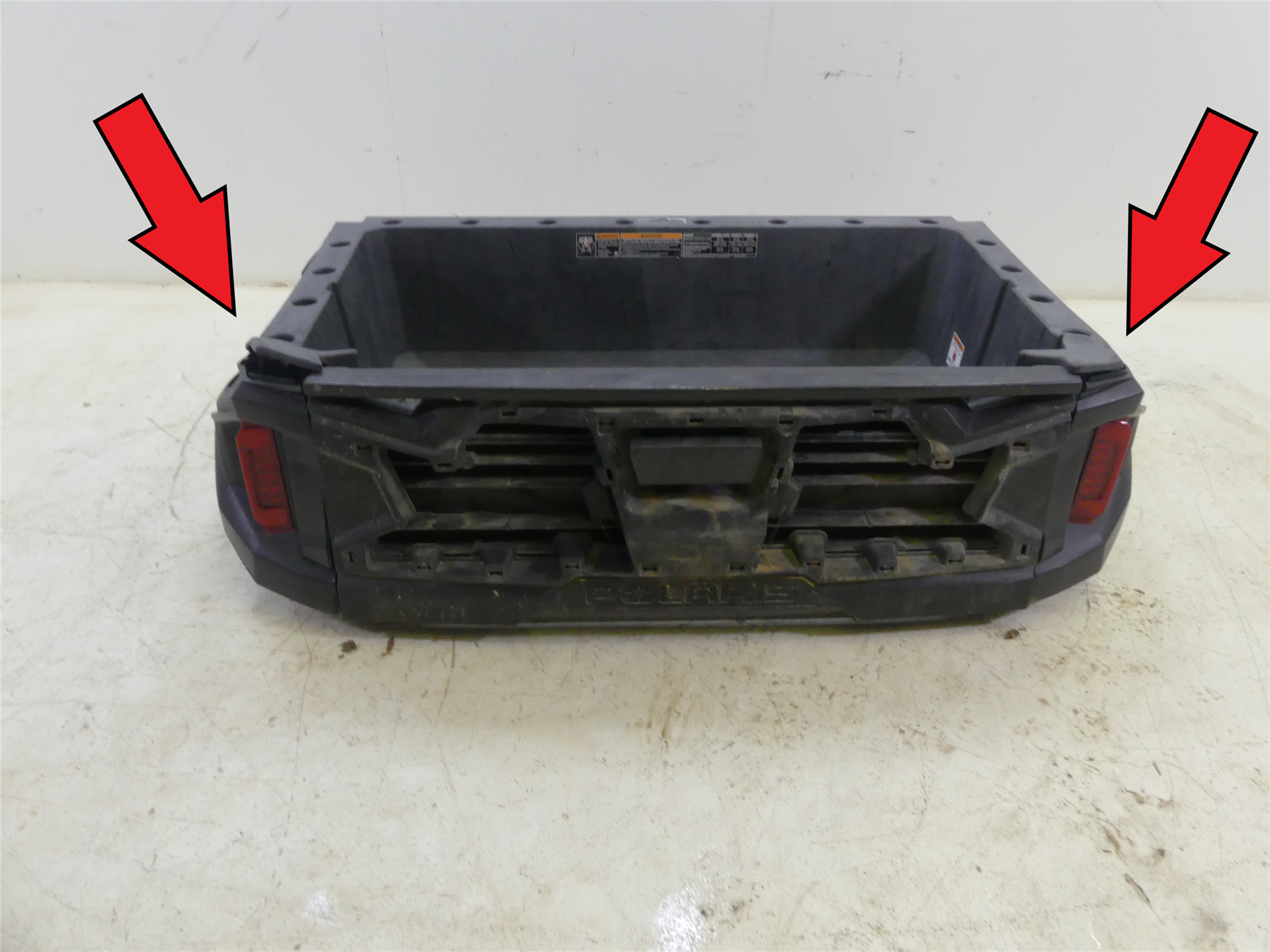 2017 Polaris General 1000 Rear Trunk Cargo Bed & Covers - Read 2207407 {{ shop.shopifyCountryName }} - Mototech271