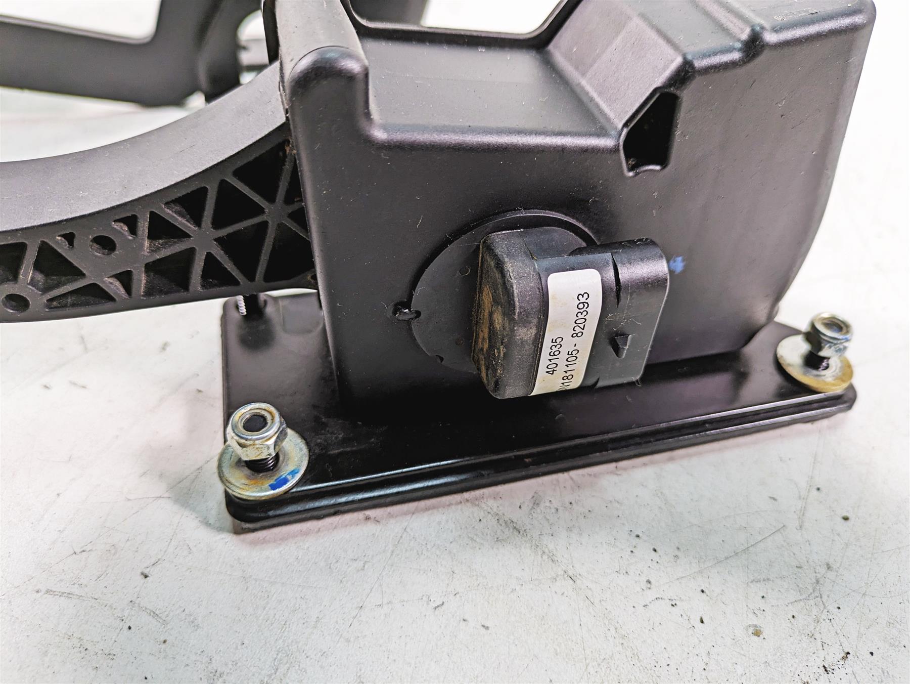 2019 Polaris RZR XP 1000 EPS Brake & Accelerate Pedal Set 1026832 4014042 {{ shop.shopifyCountryName }} - Mototech271