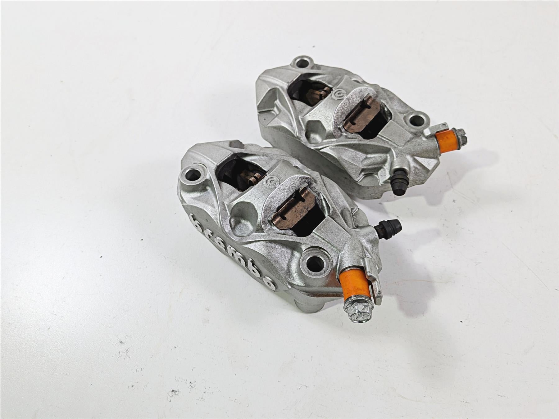 2024 Suzuki GSXR 600 Brembo Front Brake Calipers 108mm 59300-17K20-999 59100-17K20-999 {{ shop.shopifyCountryName }} - Mototech271