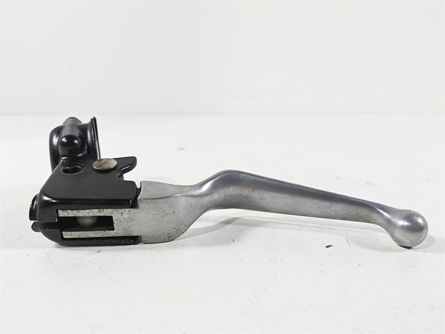 2003 Harley FLSTC Softail Heritage 100th Clutch Perch & Lever 38608-96 45015-96 {{ shop.shopifyCountryName }} - Mototech271