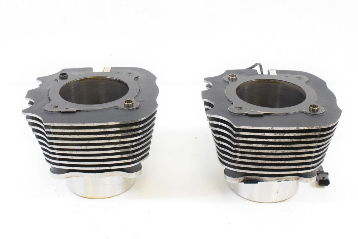 2014 Indian Chief Vintage Cylinder Jug And Piston Set 5138091 {{ shop.shopifyCountryName }} - Mototech271
