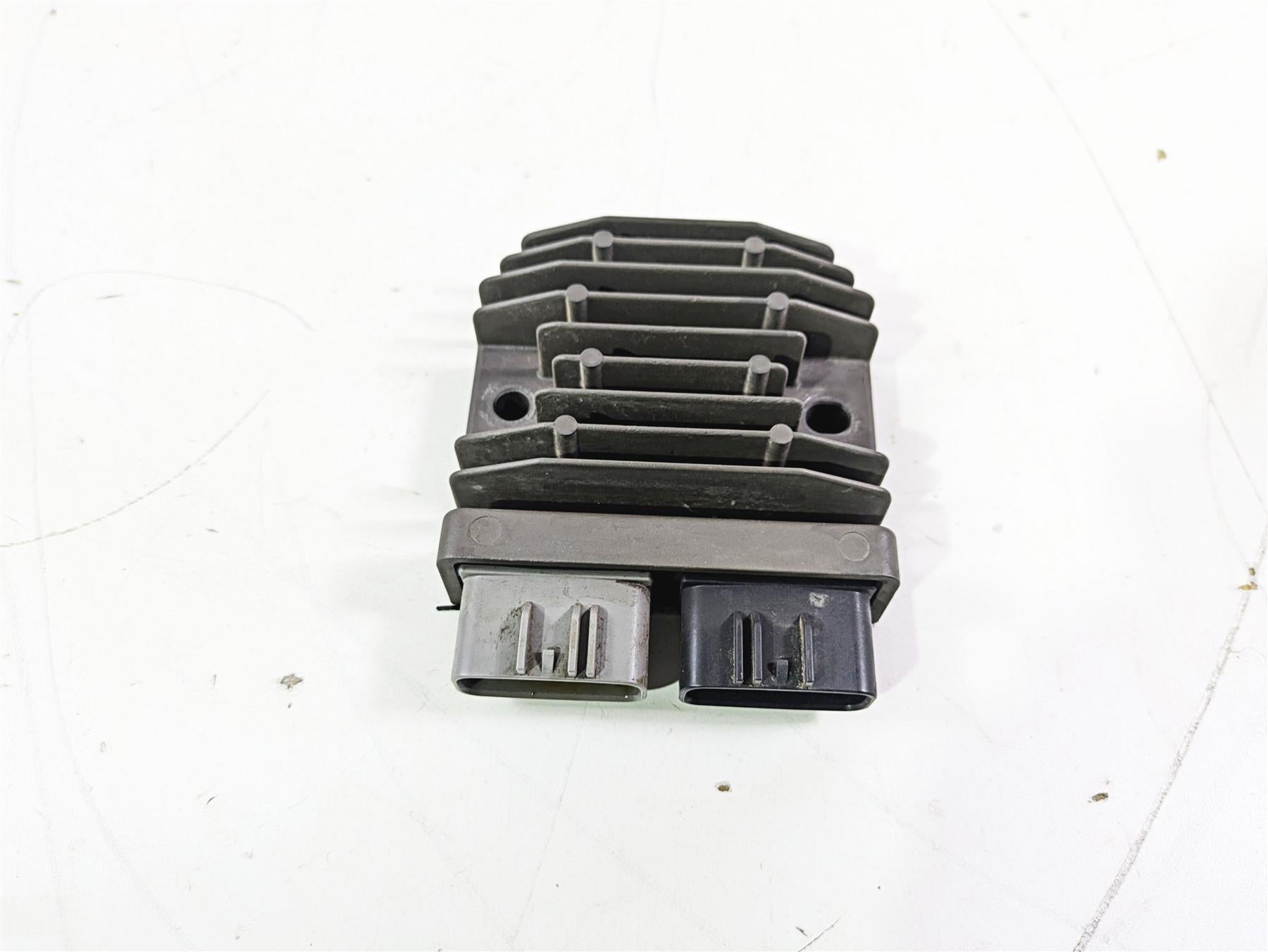 2017 BMW S1000RR K46 Rectifier Voltage Regulator FH020CA 12317718422 {{ shop.shopifyCountryName }} - Mototech271