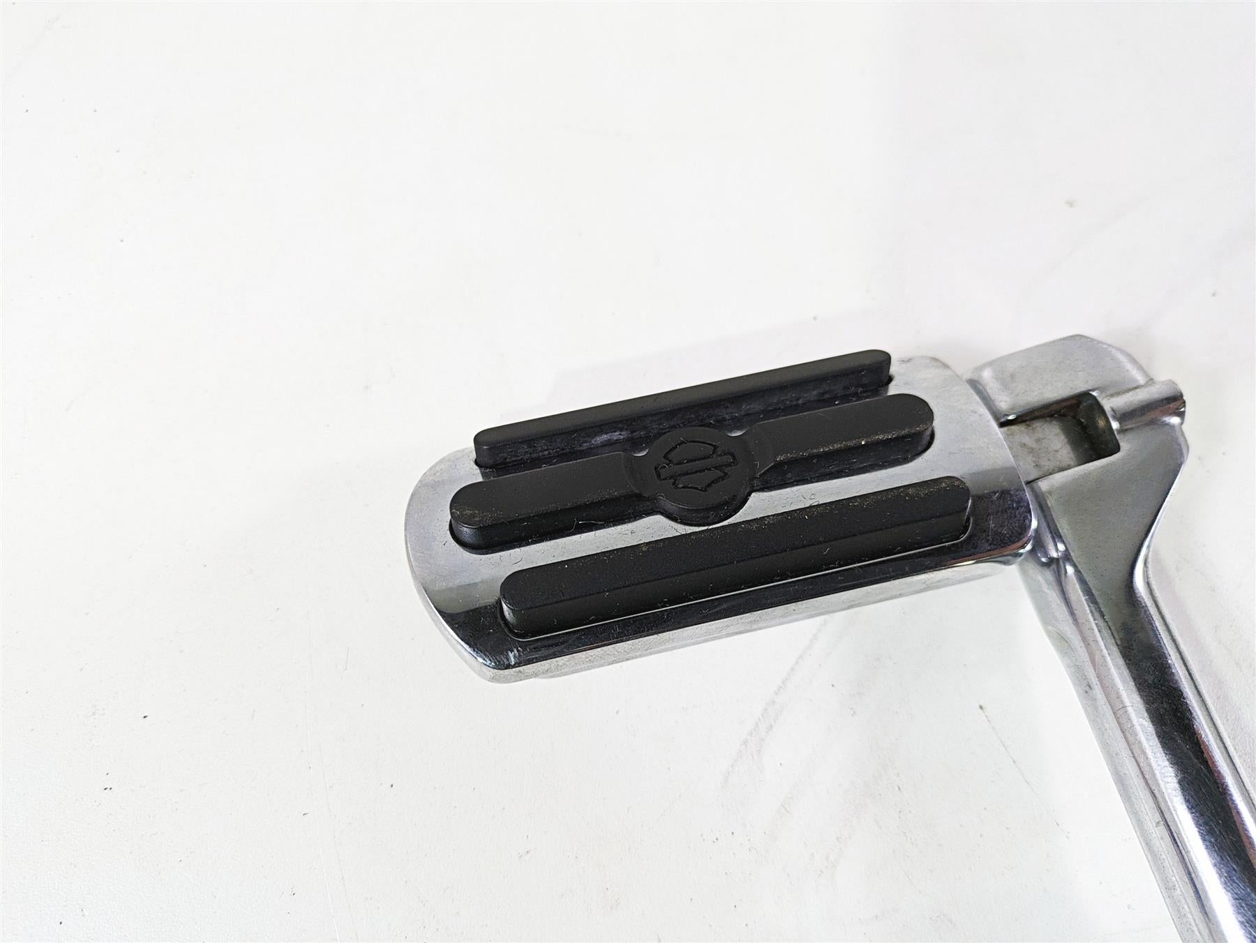2008 Harley FLSTC Softail Heritage Highway High Way Footpeg Foot Peg Set {{ shop.shopifyCountryName }} - Mototech271