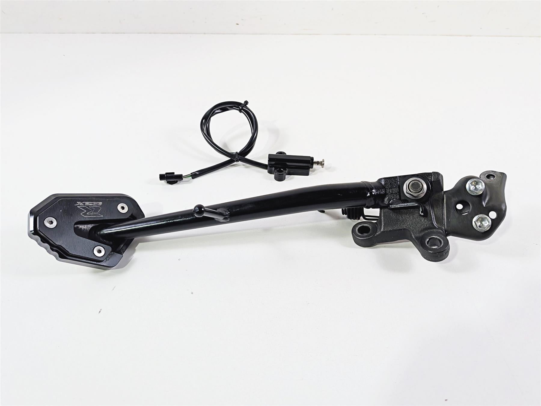 2024 Suzuki GSXR600 Side Kick Stand Kickstand & Safety Switch 42310-14J00 {{ shop.shopifyCountryName }} - Mototech271