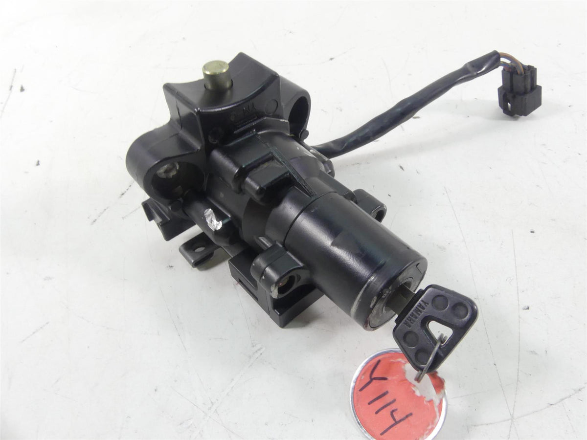 2001 Yamaha XV1600 Road Star Ignition Switch Key Tank Cap Set 4WM-82501-01-00 {{ shop.shopifyCountryName }} - Mototech271