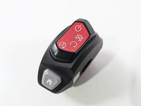 2019 Triumph Speed Triple RS 1050 Right Hand Control Switch Stop Start T2049706 {{ shop.shopifyCountryName }} - Mototech271