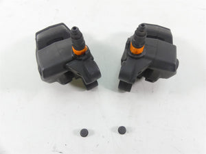 2014 Harley Touring FLHXS Street Glide Sp Front Brake Caliper Set 43027-08