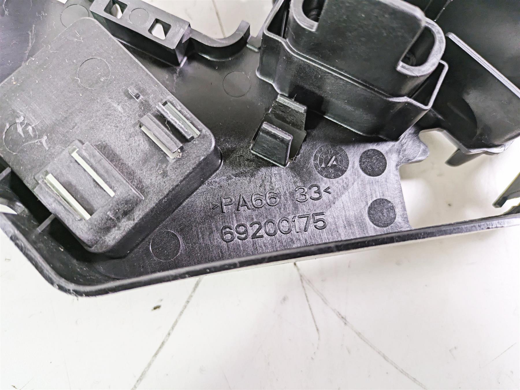 2016 Harley Touring FLTRX Road Glide Battery Tray Electrical Holder 66000010A {{ shop.shopifyCountryName }} - Mototech271