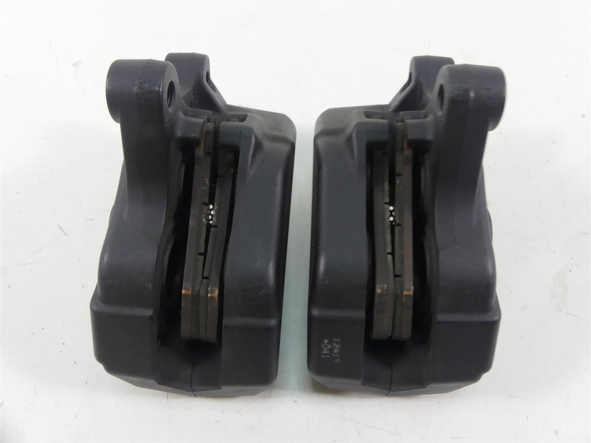 2012 Harley Touring FLHX Street Glide Front Brake Caliper Set 43027-08 44023-08 {{ shop.shopifyCountryName }} - Mototech271