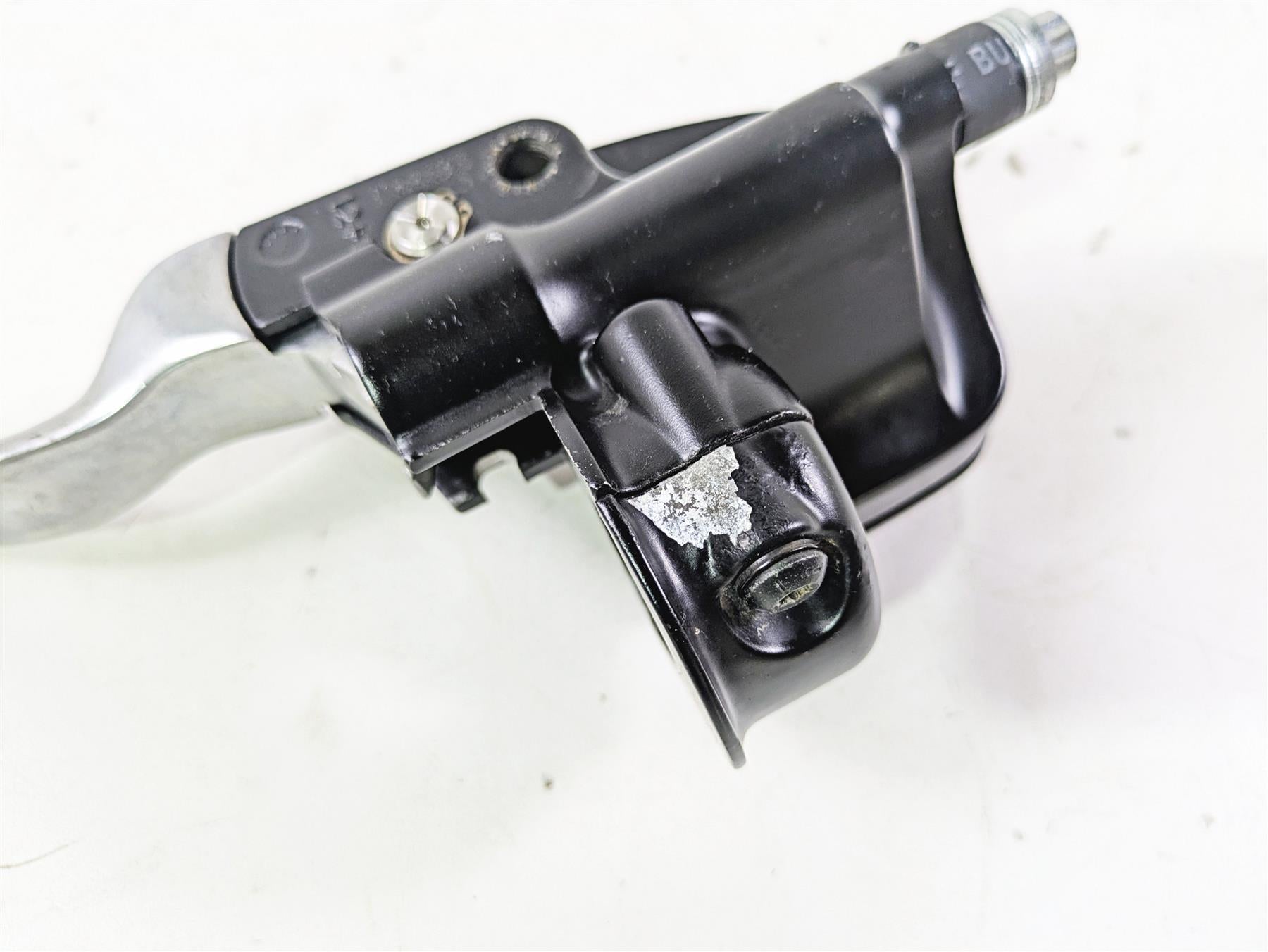 2015 Harley FXDL Dyna Low Rider Front Brake Master Cylinder 11/16 45170-08F {{ shop.shopifyCountryName }} - Mototech271