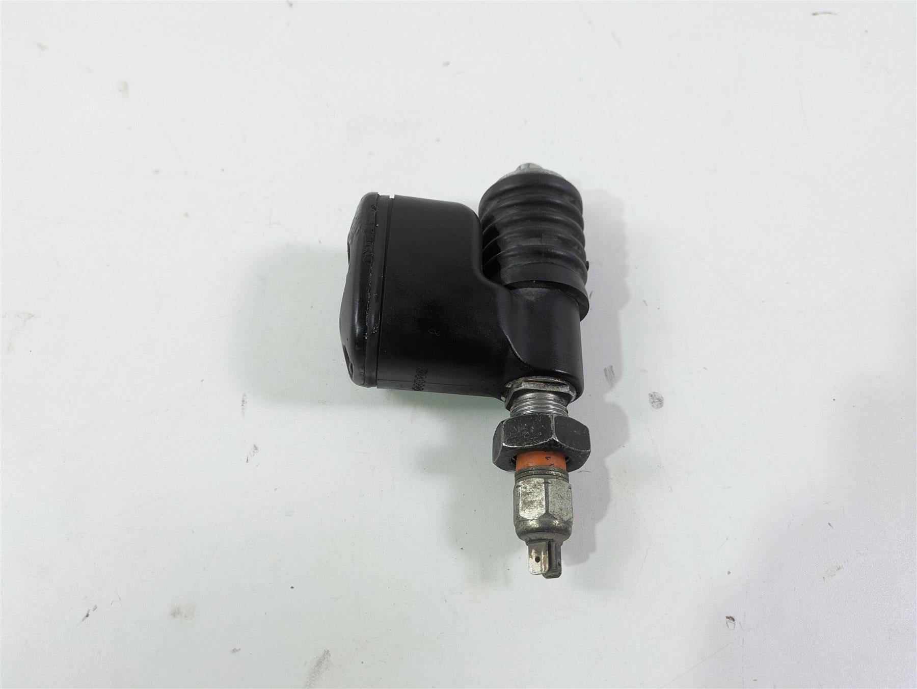 2010 Harley Dyna FXDB Street Bob Rear Brake Master Cylinder 42474-06C {{ shop.shopifyCountryName }} - Mototech271
