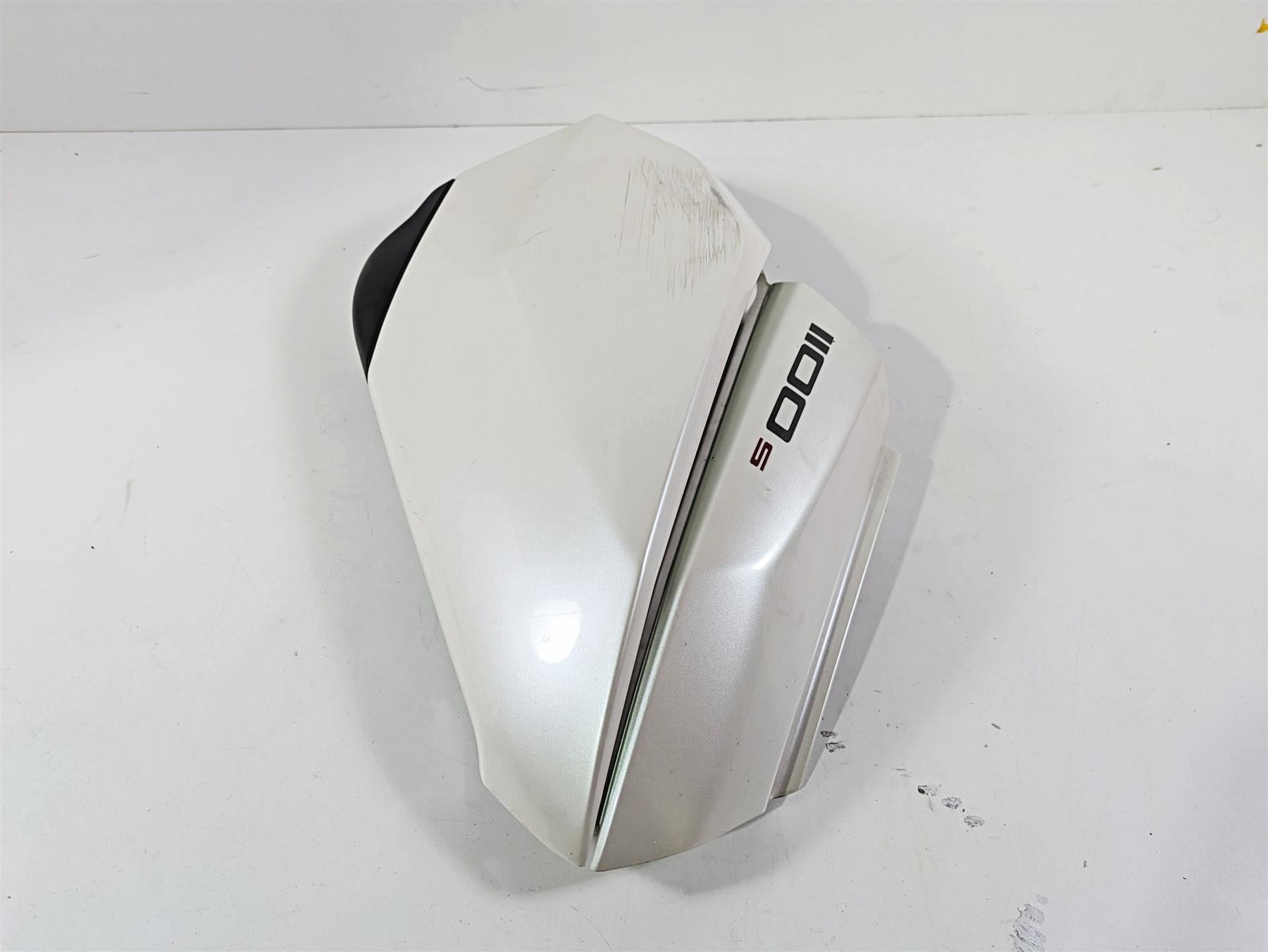2009 Ducati Multistrada 1100 S Right Side Fairing Cover & Storage 48031701A {{ shop.shopifyCountryName }} - Mototech271