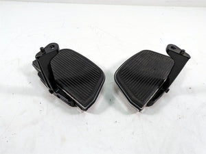 2006 Harley Touring FLHTCUI Electra Glide Passenger Floor Board Set 52719-93B | Mototech271
