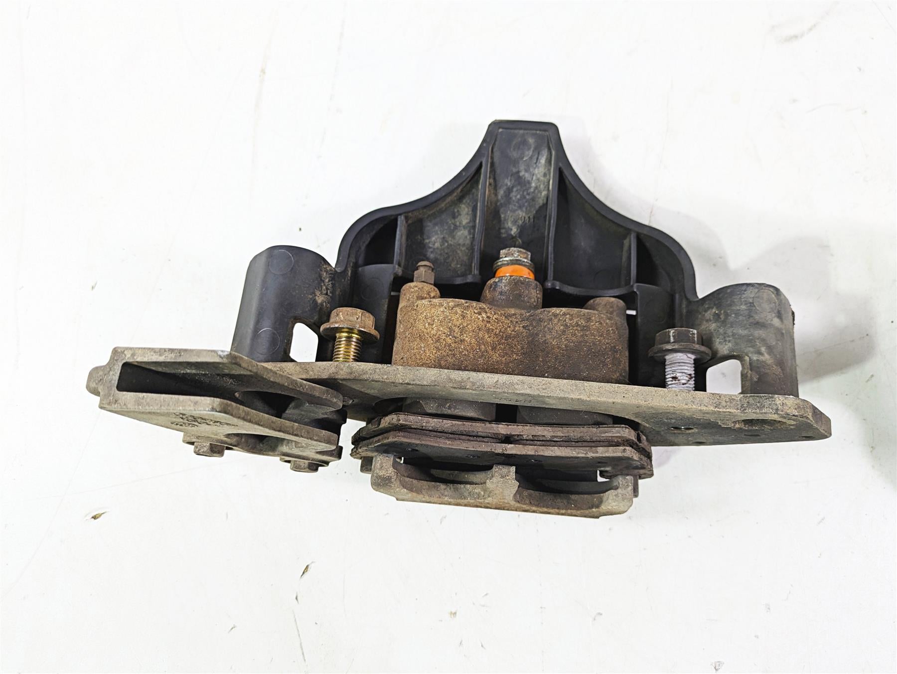 2020 Polaris General 1000 EPS Front Brake Caliper Set 1913060 1913061 {{ shop.shopifyCountryName }} - Mototech271
