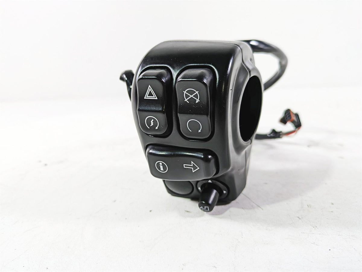 2017 Harley Touring FLTRXS Road Glide Right Hand Control Switch 71500129C {{ shop.shopifyCountryName }} - Mototech271