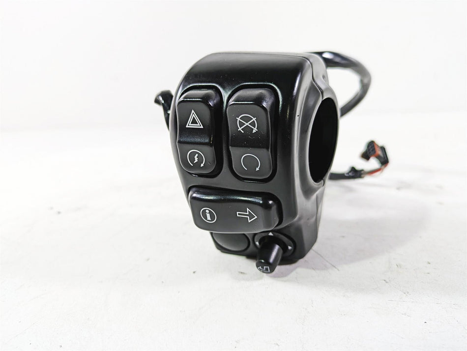 2017 Harley Touring FLTRXS Road Glide Right Hand Control Switch 71500129C {{ shop.shopifyCountryName }} - Mototech271