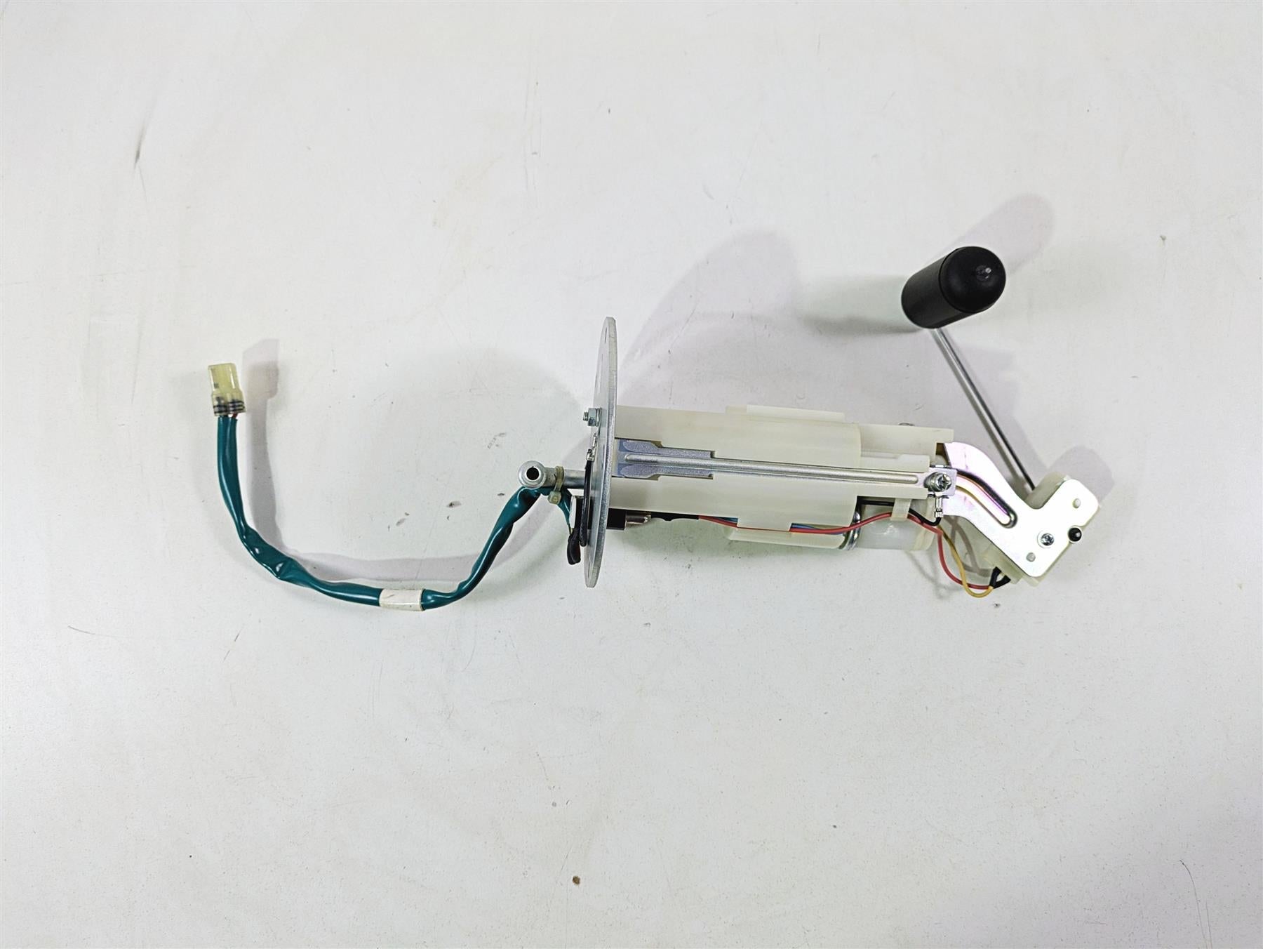 2021 Kawasaki Z900 ZR900 Fuel Gas Petrol Pump 3k Only - Tested 49040-0756 {{ shop.shopifyCountryName }} - Mototech271