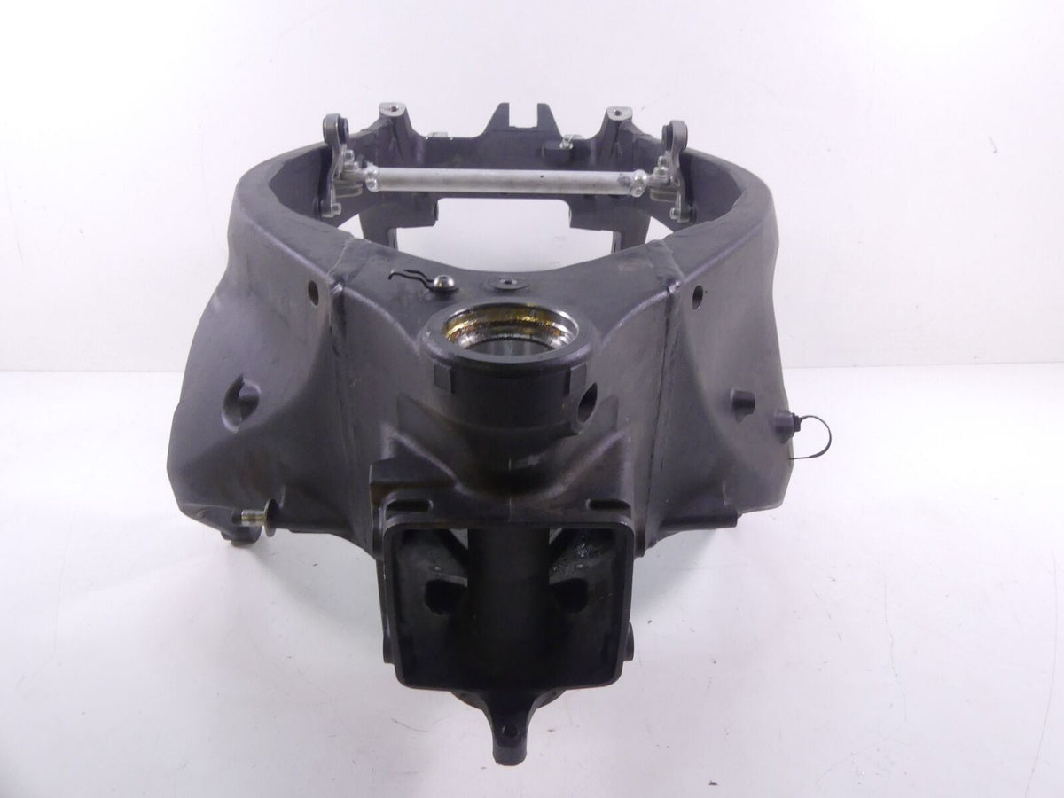 2015 Yamaha YZF-R1M Straight Main Frame Chassis - Salvage Title - 2CR-21110-00-00 {{ shop.shopifyCountryName }} - Mototech271