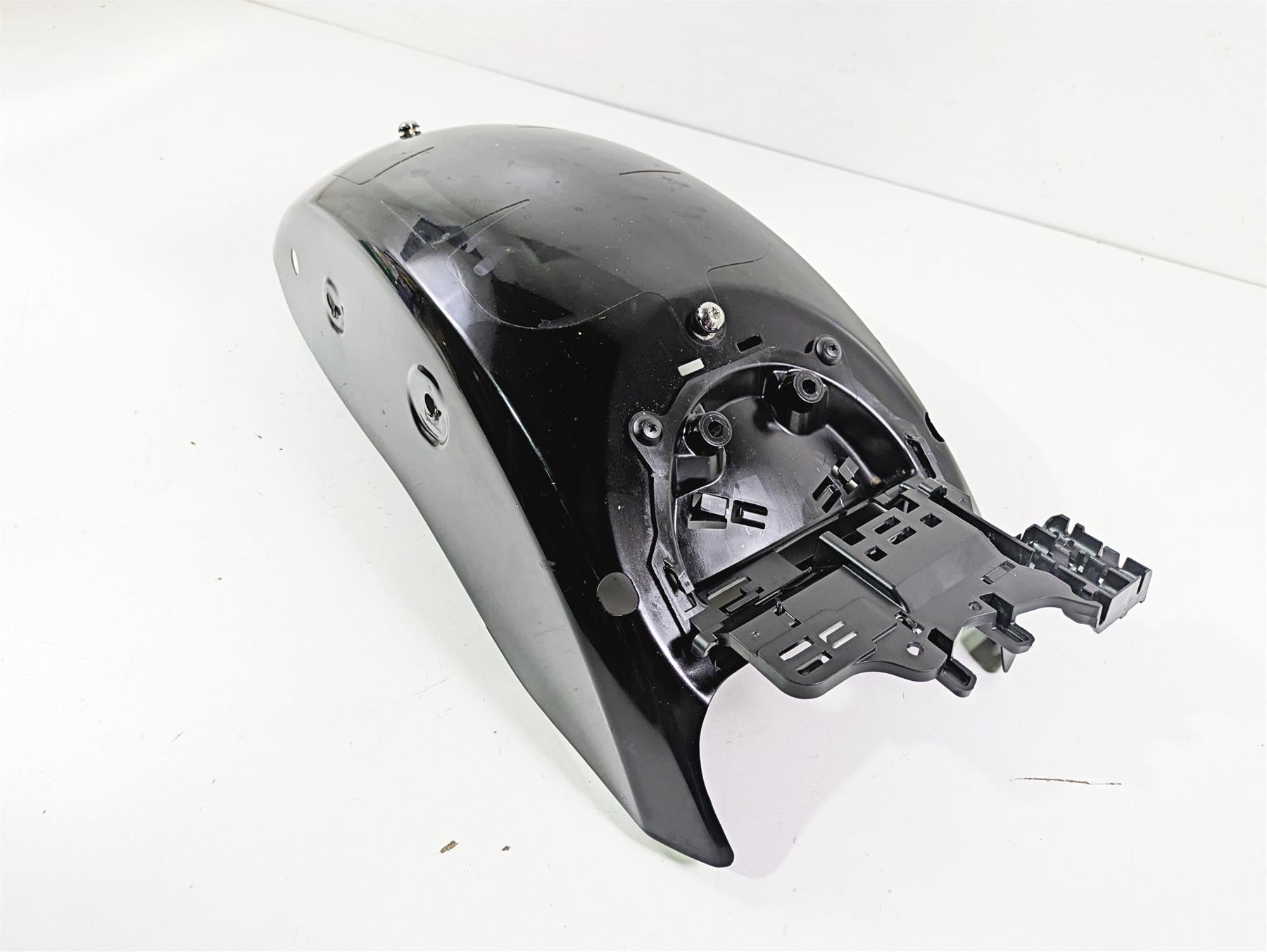 2024 Harley Sportster RH975 S Rear Fender -Wear Marks - Read 59500908 {{ shop.shopifyCountryName }} - Mototech271