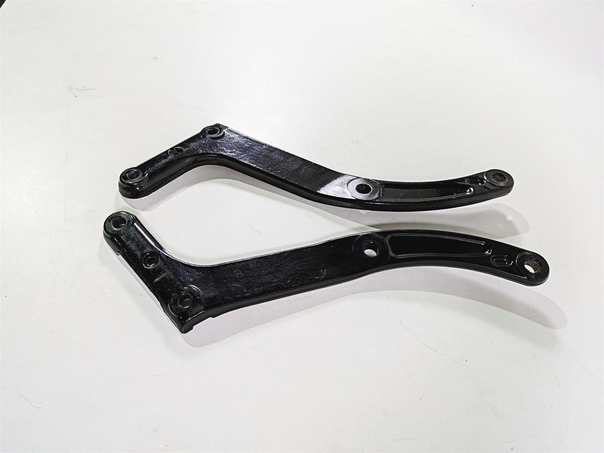2009 Harley FLSTSB Cross Bones Rear Frame Fender Supports Struts 47813-08BHP {{ shop.shopifyCountryName }} - Mototech271