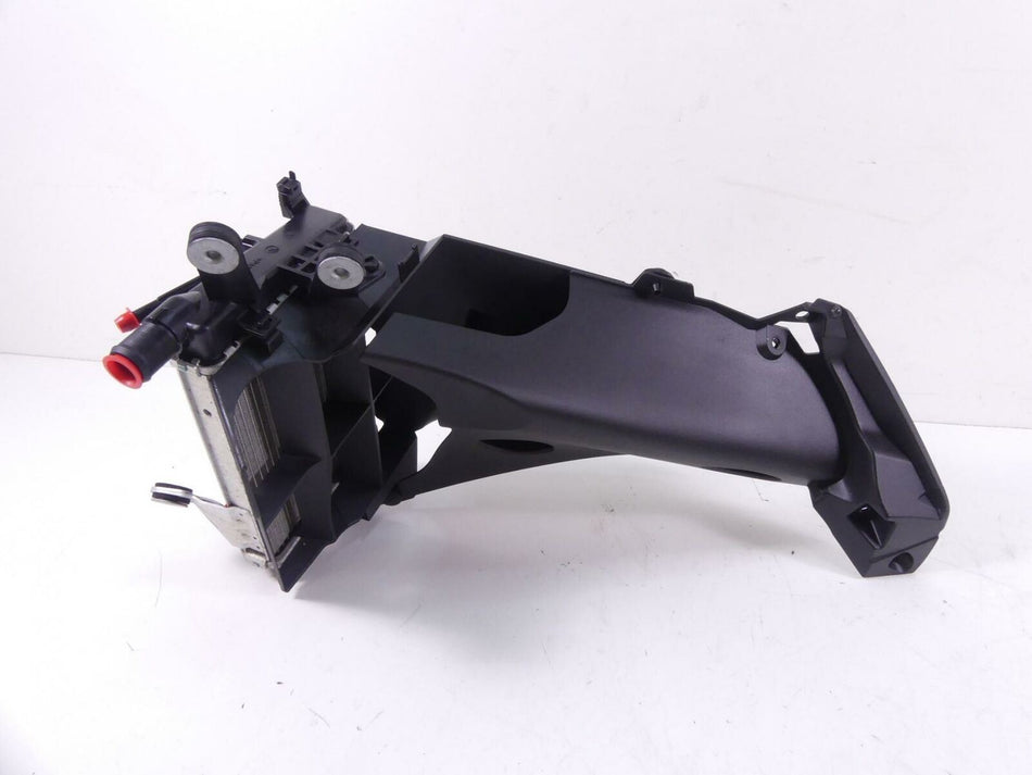 2014 BMW R1200 RT RTW K52 Left Radiator Fan Hoses Set 17118546408 {{ shop.shopifyCountryName }} - Mototech271