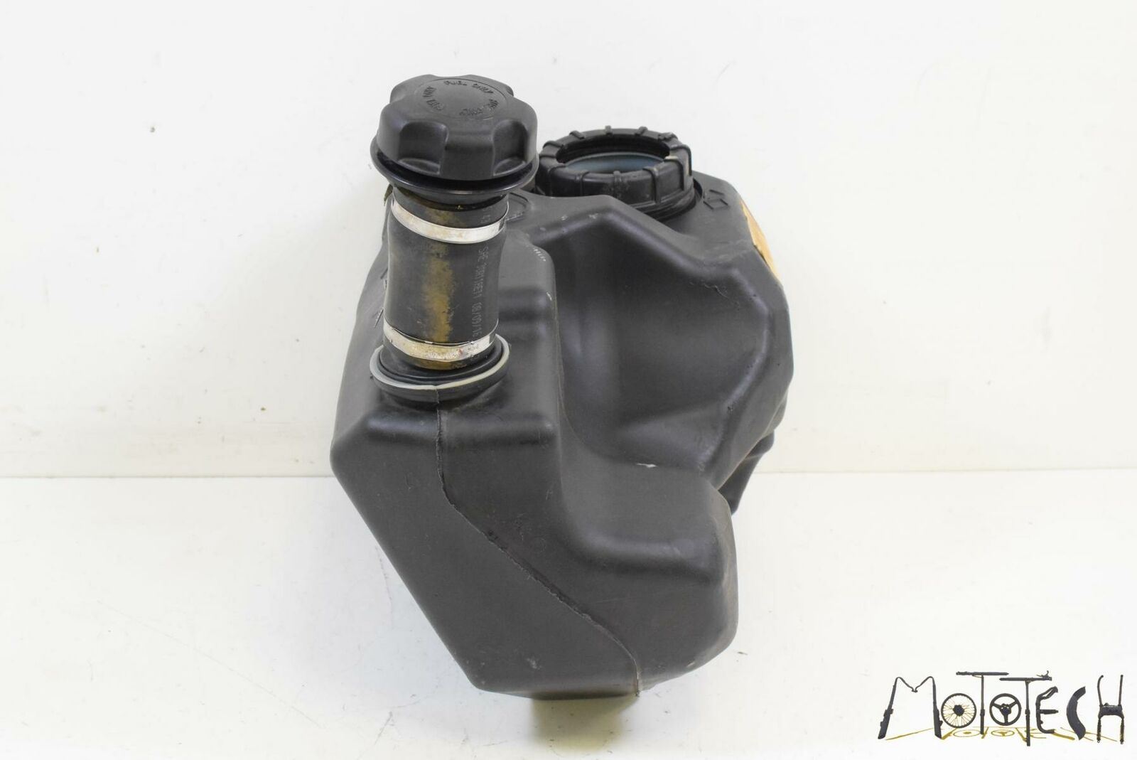 2017 Polaris Sportsman 850 High Lifter Fuel Gas Petrol Tank Reservoir 2207670 {{ shop.shopifyCountryName }} - Mototech271