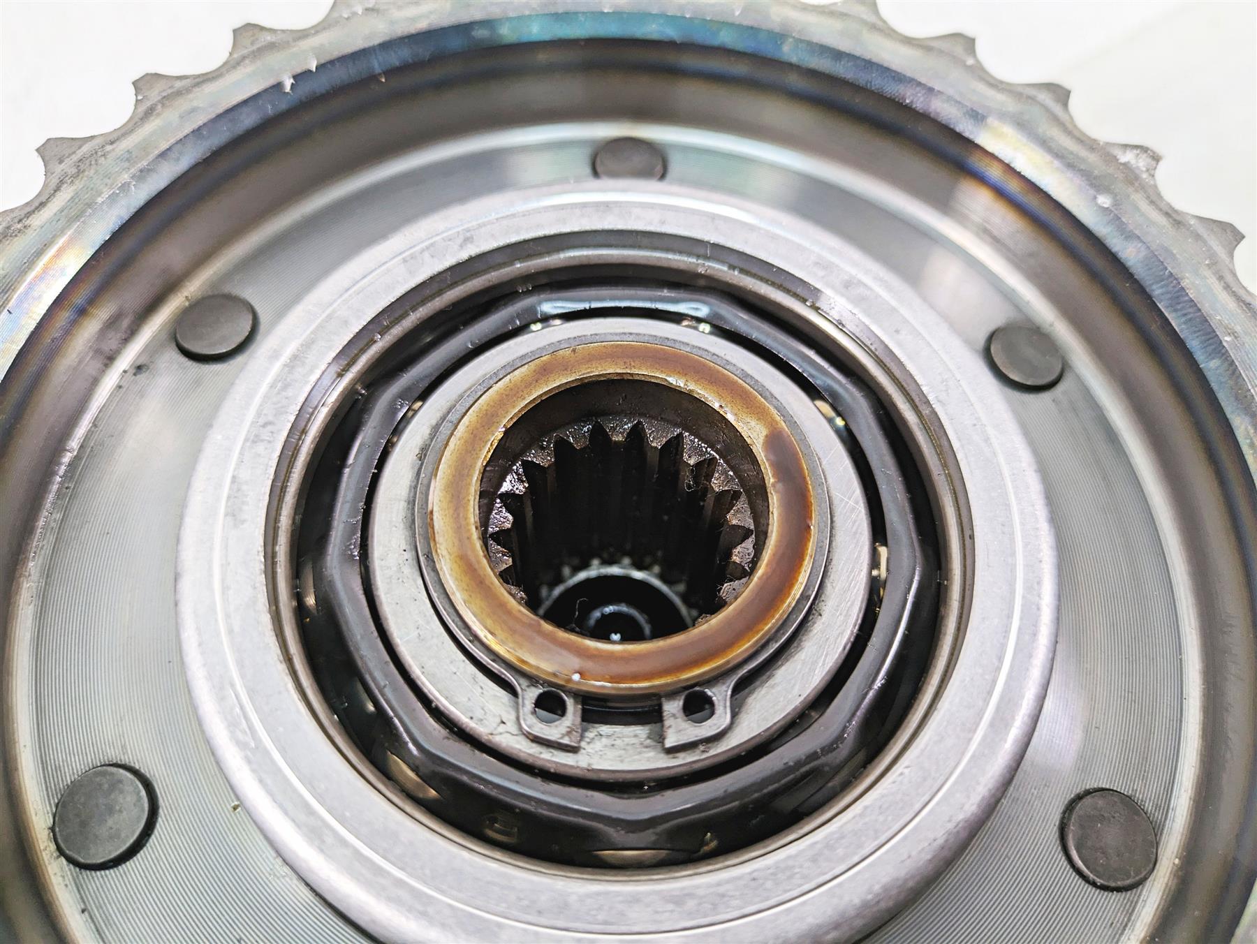 2005 Harley Touring FLHTCUI Electra Glide Primary Drive Clutch Kit 37802-04 {{ shop.shopifyCountryName }} - Mototech271