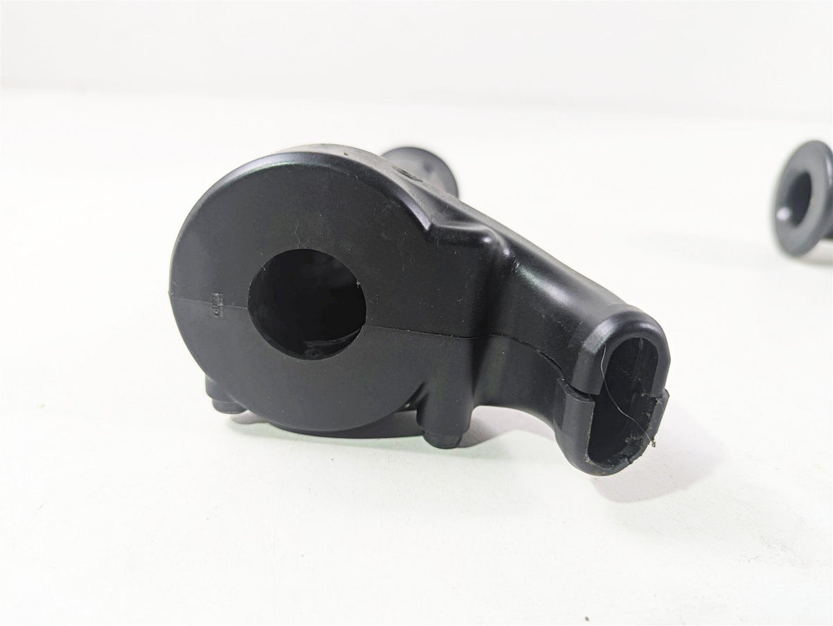 2024 Kawasaki ZX6R ZX636 Ninja Throttle Grip Handle Set 46019-0020 {{ shop.shopifyCountryName }} - Mototech271