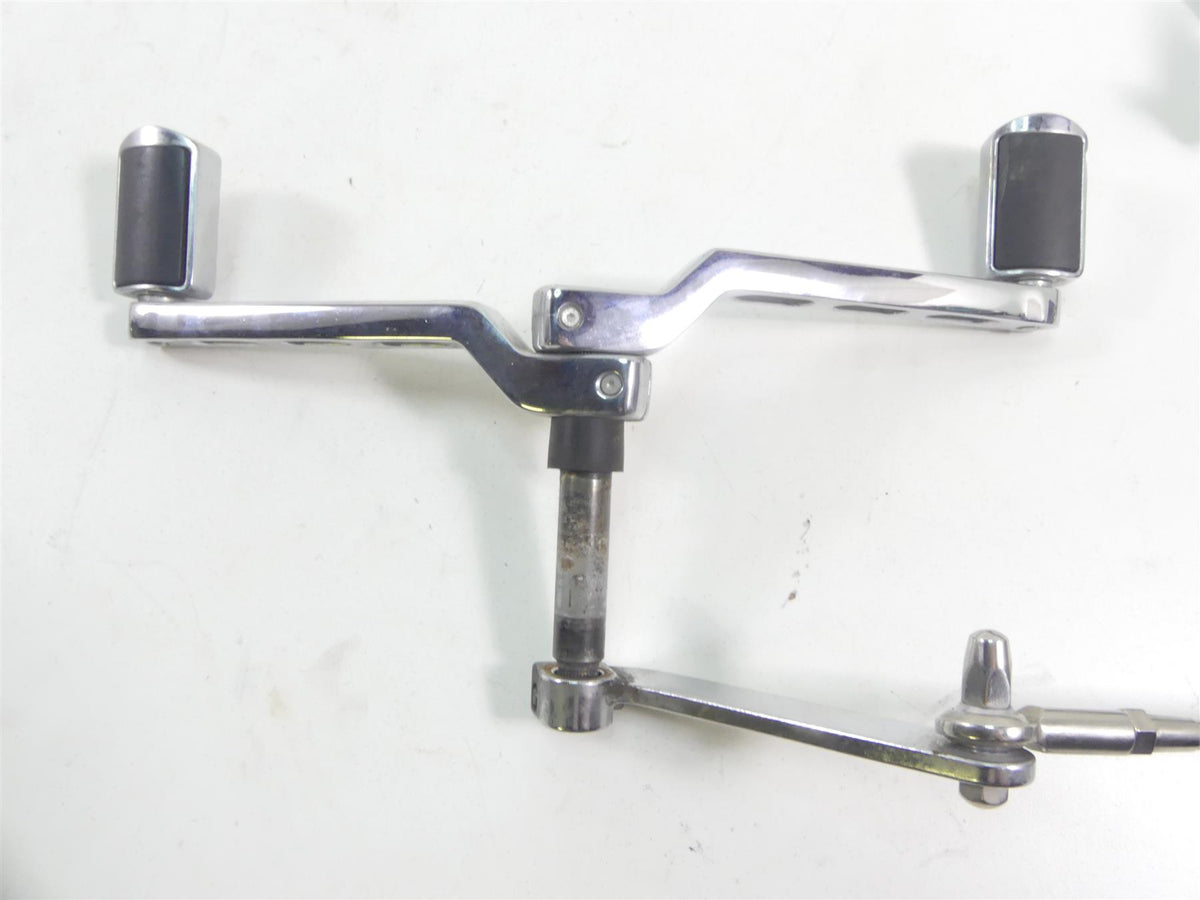 2004 Harley FLHTC SE CVO Electra Glide Floorboard Shift Brake Pedal Set 50683-04 {{ shop.shopifyCountryName }} - Mototech271