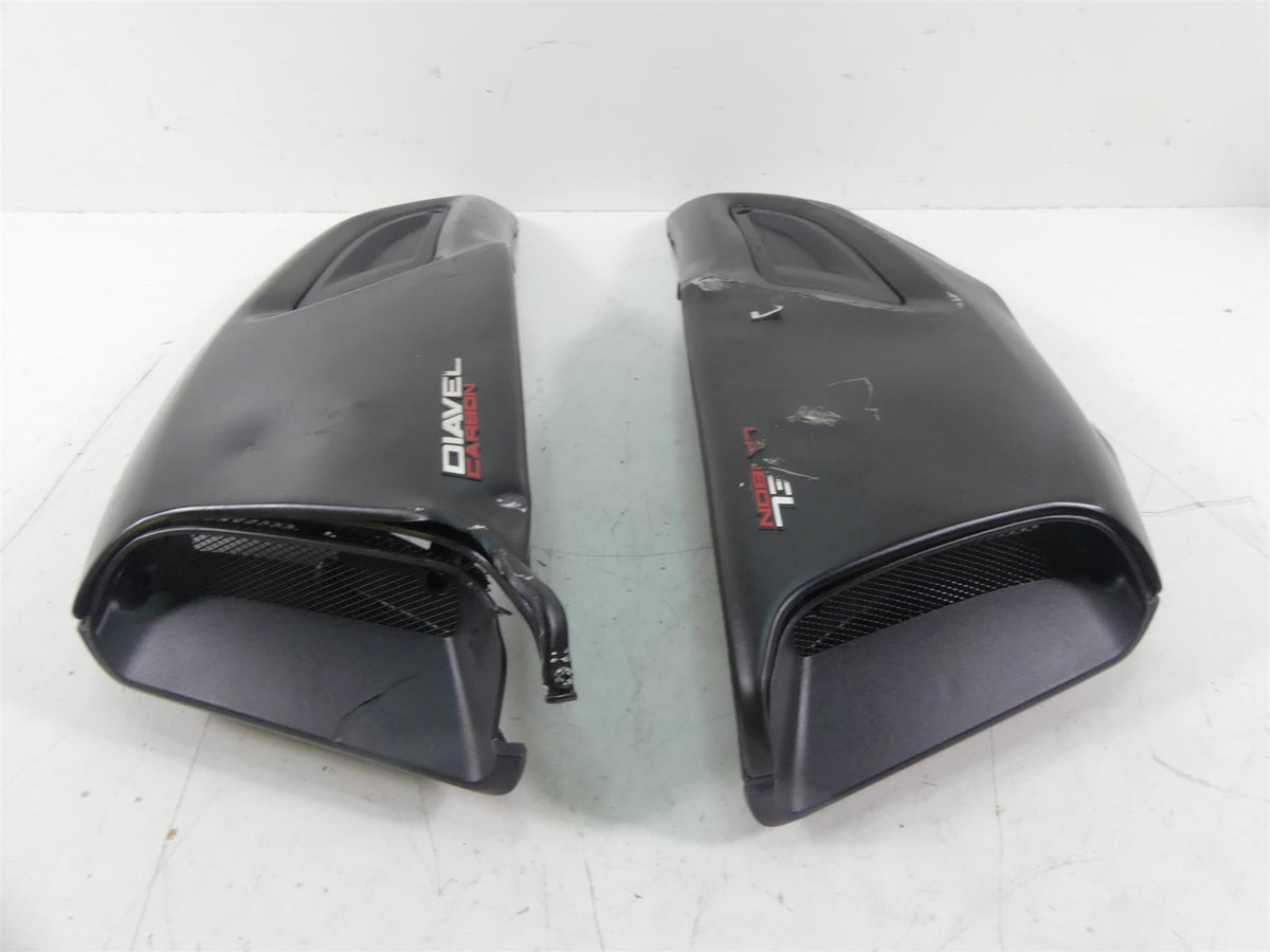 2015 Ducati Diavel Carbon Red Right Left Air Duct Cover Set - Read 48017031AA {{ shop.shopifyCountryName }} - Mototech271