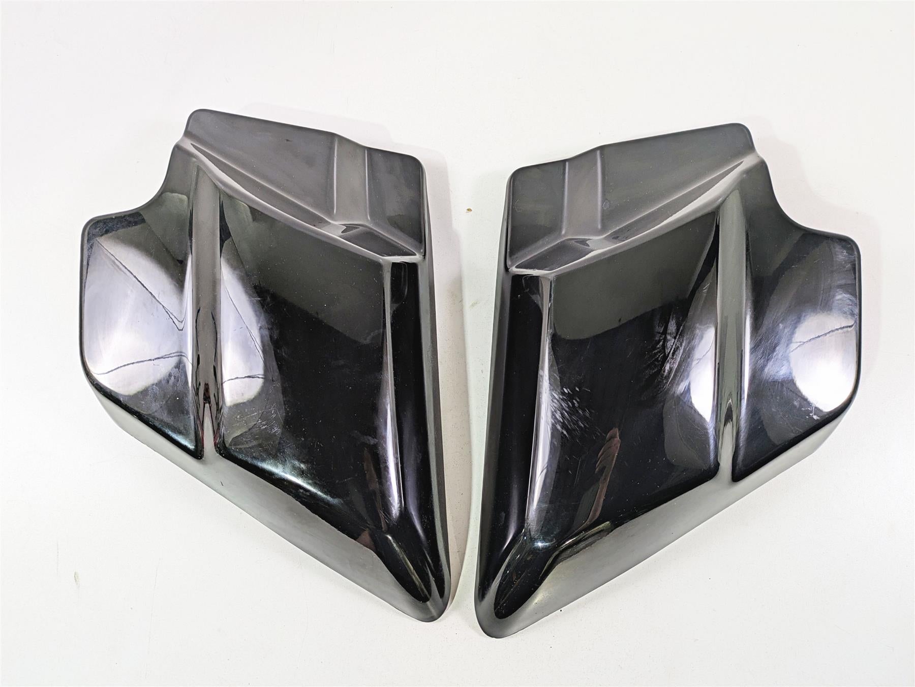 2021 Harley Touring FLTRX Road Glide Side Cover Fairing Set 66250-09 66048-09A